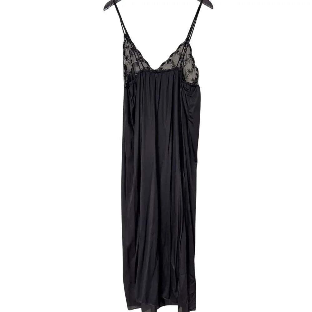 Vintage Navy and Black Lace Slip Chemise - Picture 5 of 5
